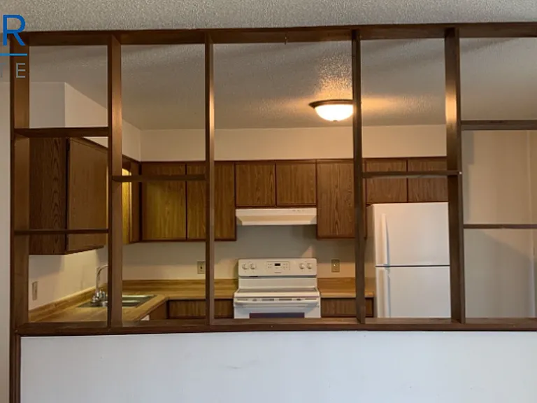 808 Macomber St — Photo 3