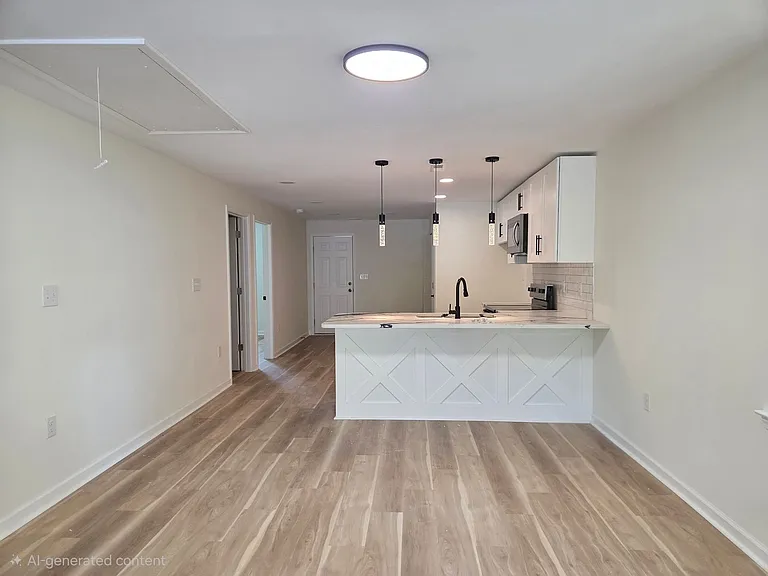 219 Green Dr SW — Photo 2