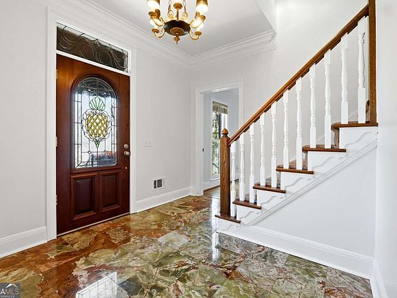 4th image of 7300 Chattahoochee Bluff Dr