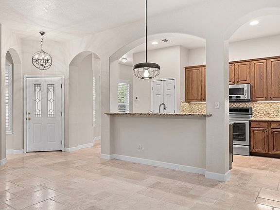 5th image of 2717 Indian Wells Dr