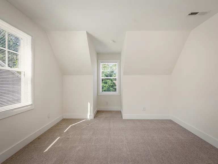 15508 Richmond St — Photo 39