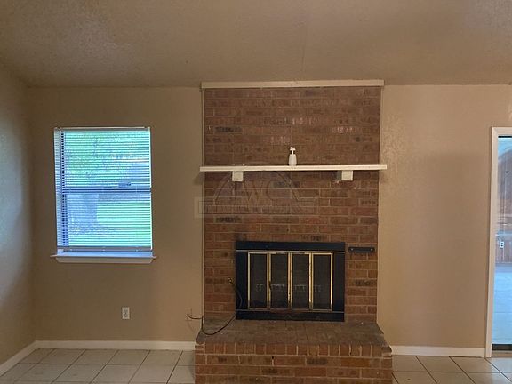 5th image of 1805 Galaxy Dr