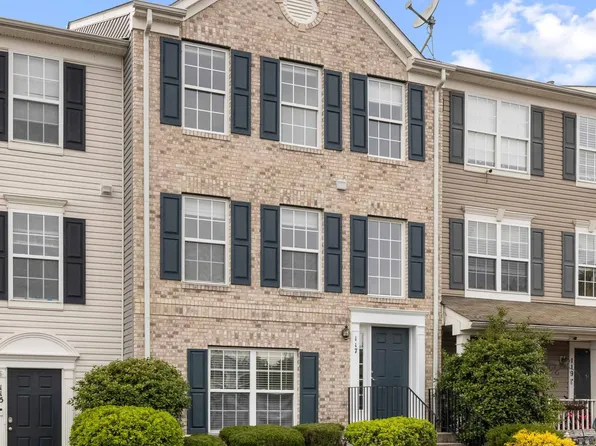 117 Cavalry Ct, Strasburg, VA 22657