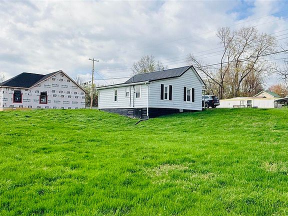 5th image of 222 Wickliffe Ave