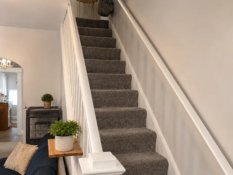 527 Franklin Ave — Photo 10