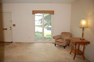 1st image of 5 Montrose Park Pl