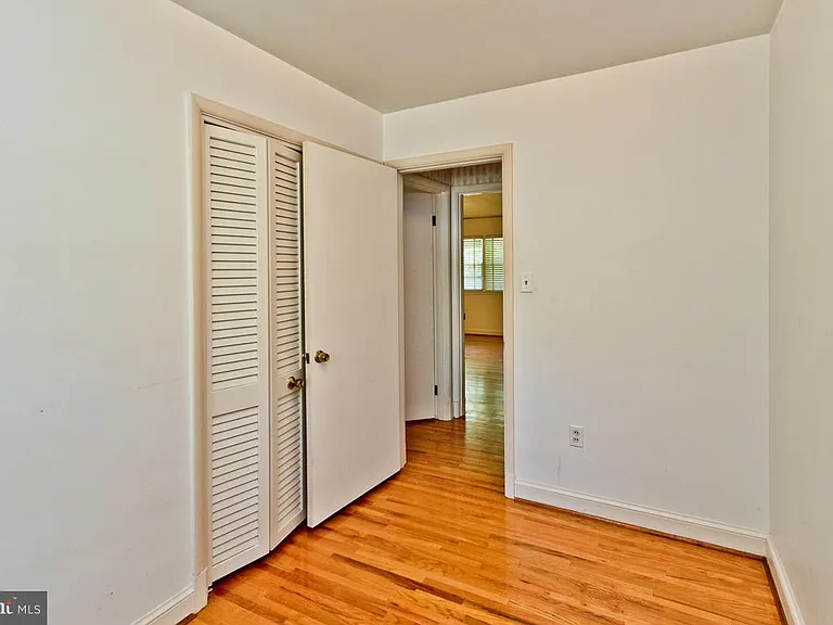 100 Mel Mara Dr — Photo 16