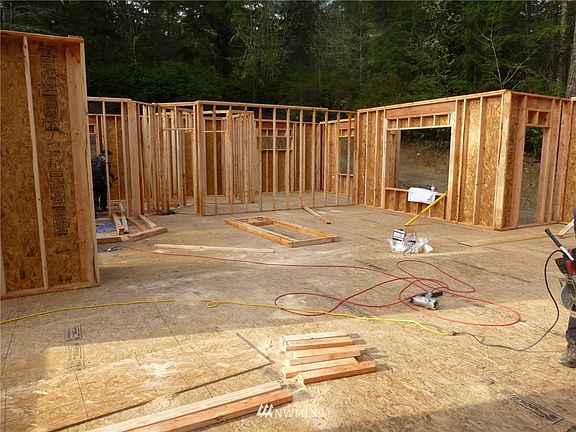 4th image of 3991 Stonehill Lane