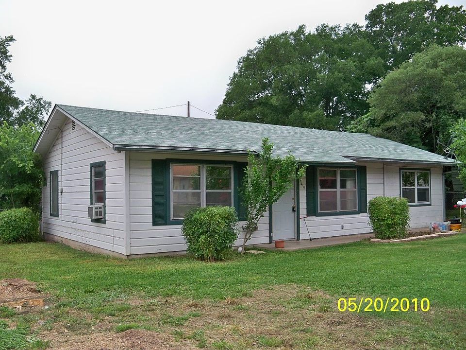 1st image of 349 Bluebonnet Dr