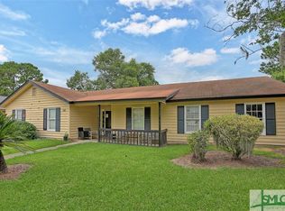 102 N Nicholson Cir, Savannah, GA 31419
