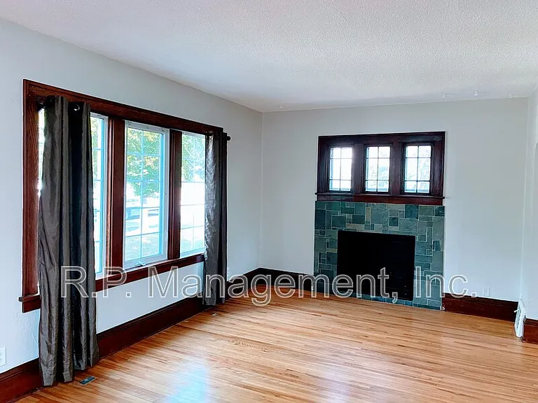 2024 Como Ave — Photo 3