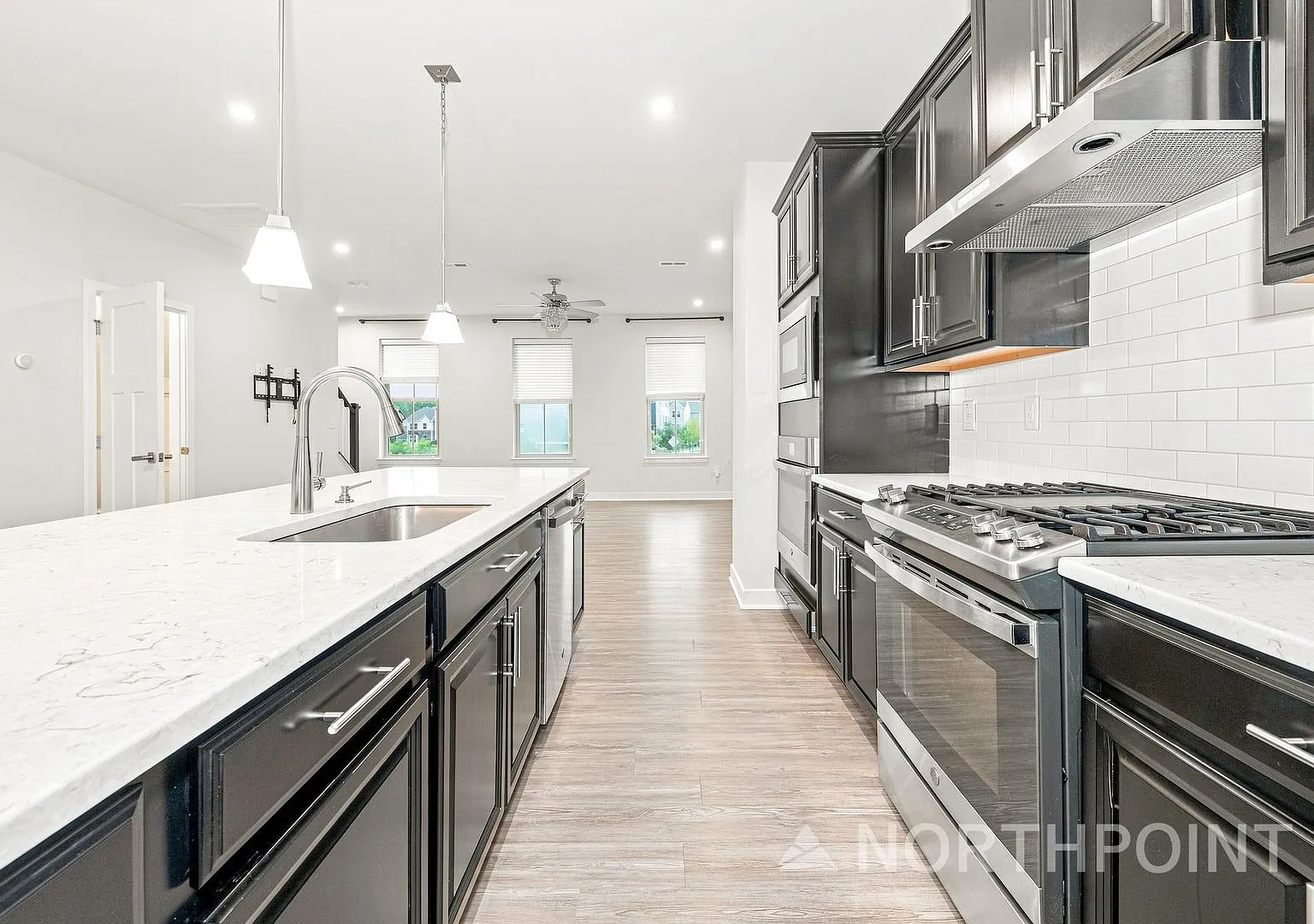 934_Channing Park Cir — Photo 3