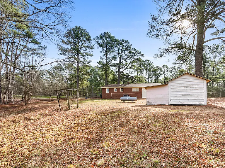 1312 Goodwin Rd — Photo 28