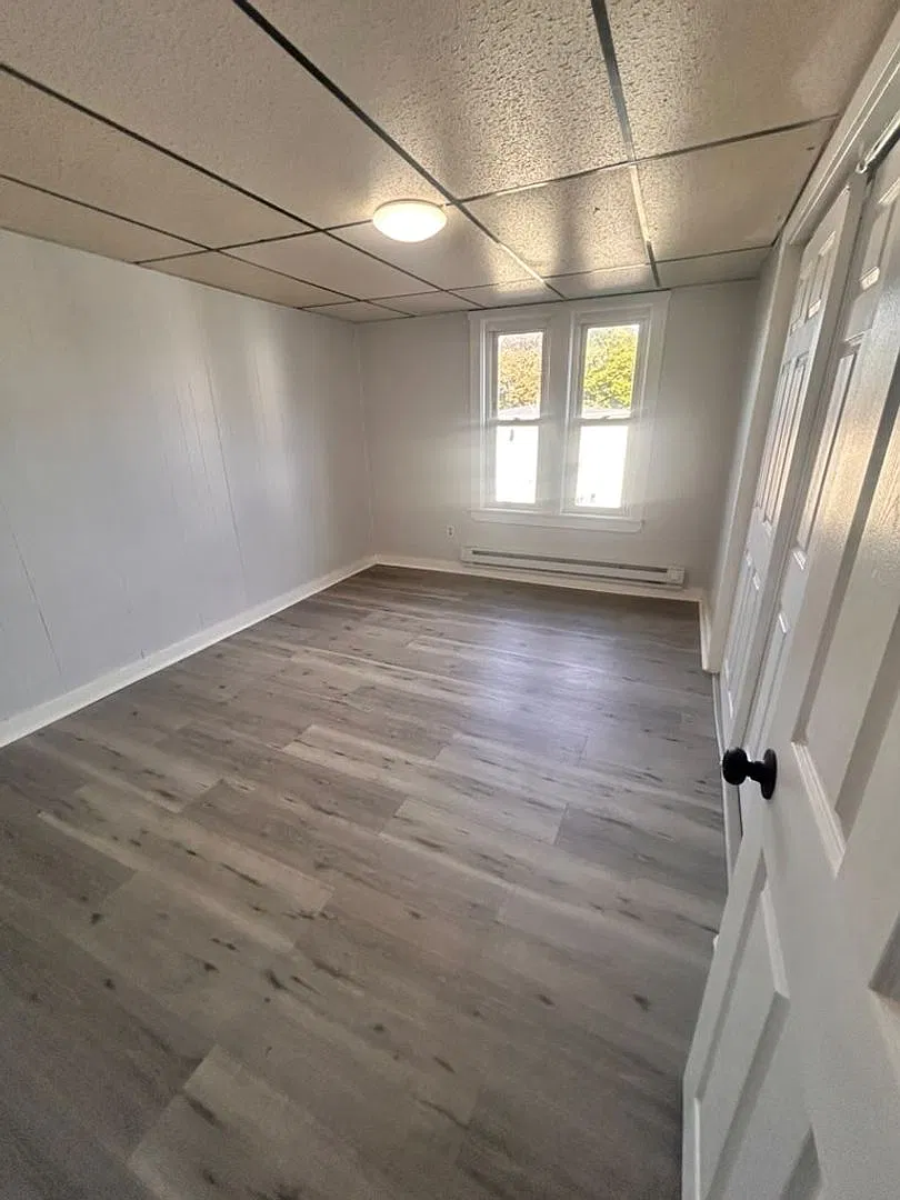 573 Main Street — Photo 3