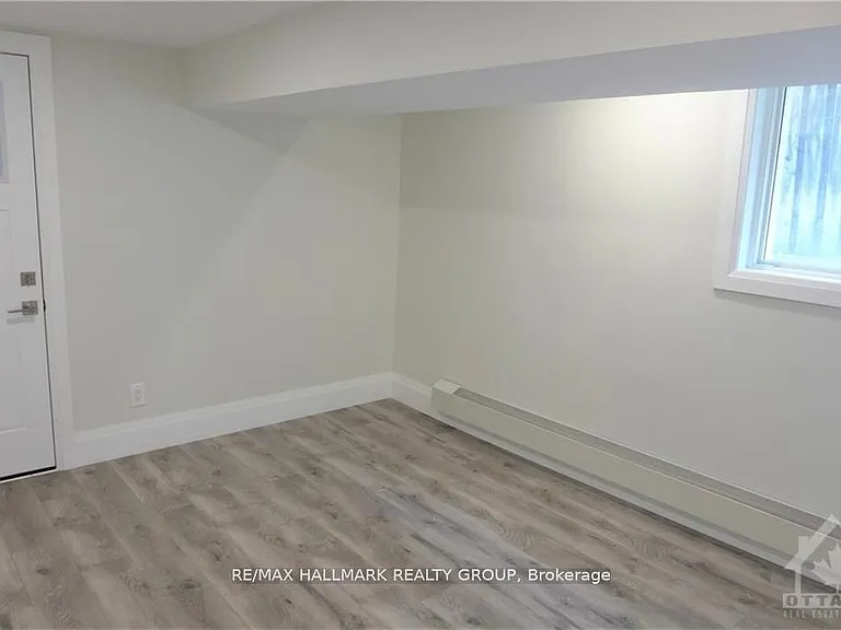 375 Mackay St #6 — Photo 11