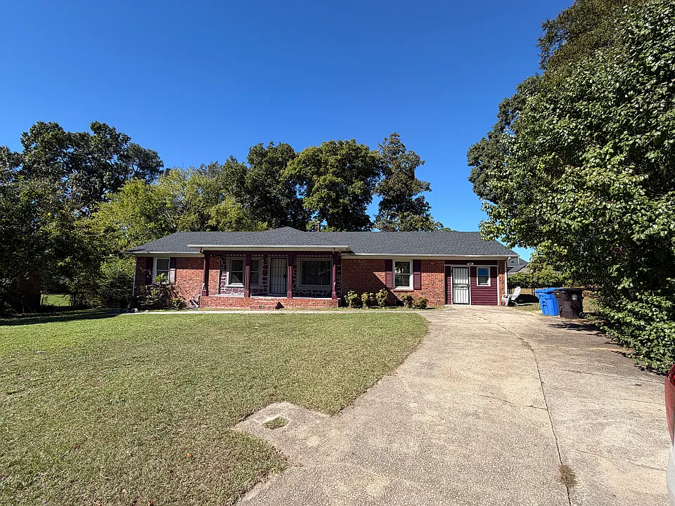405 Quail Ct