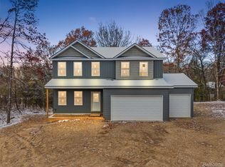 9355 Andersonville Rd, Clarkston, MI 48346