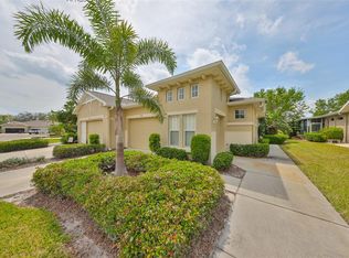 1916 Inverness Greens Dr, Sun City Center, FL 33573