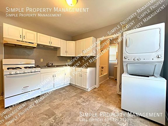 3rd image of 1129 Cass Ave SE #1