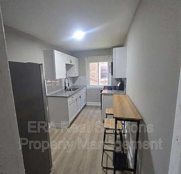 1056 Wilson Ave #D — Photo 4