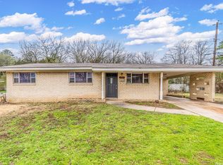 513 Sierra Madre Dr, North Little Rock, AR 72118