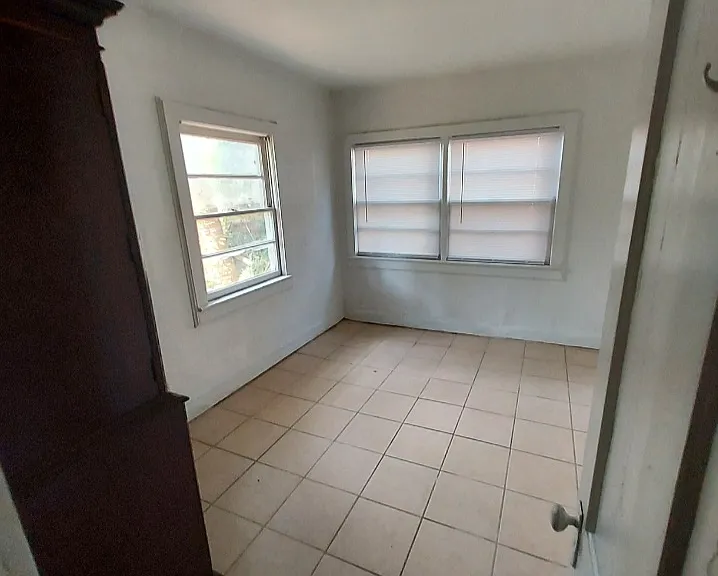 627 State Ave #B — Photo 19