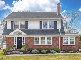 30 Wellesley Rd, Montclair, NJ 07043