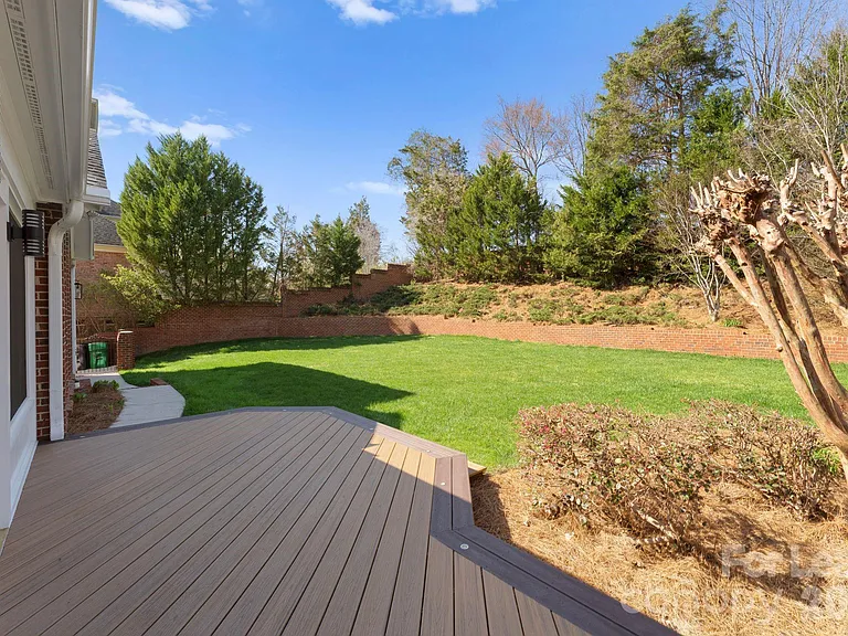 2134 Glade Hill Rd — Photo 5