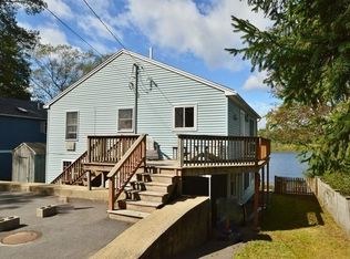 32 Uncas Brook Row, Franklin, MA 02038
