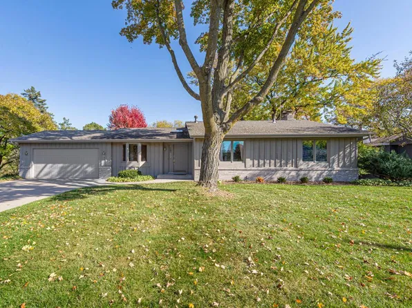 9621 Upton Rd, Bloomington, MN 55431