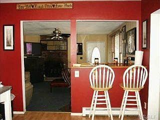 3rd image of 27 Clay St