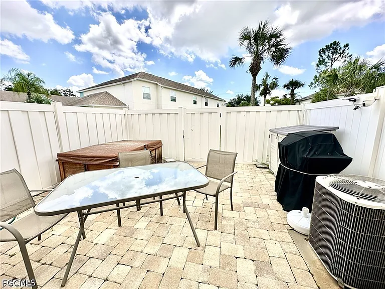 3605 Cedar Oak Dr #106 — Photo 20