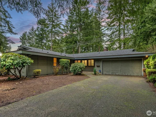 4802 95th Avenue W, University Place, WA 98467