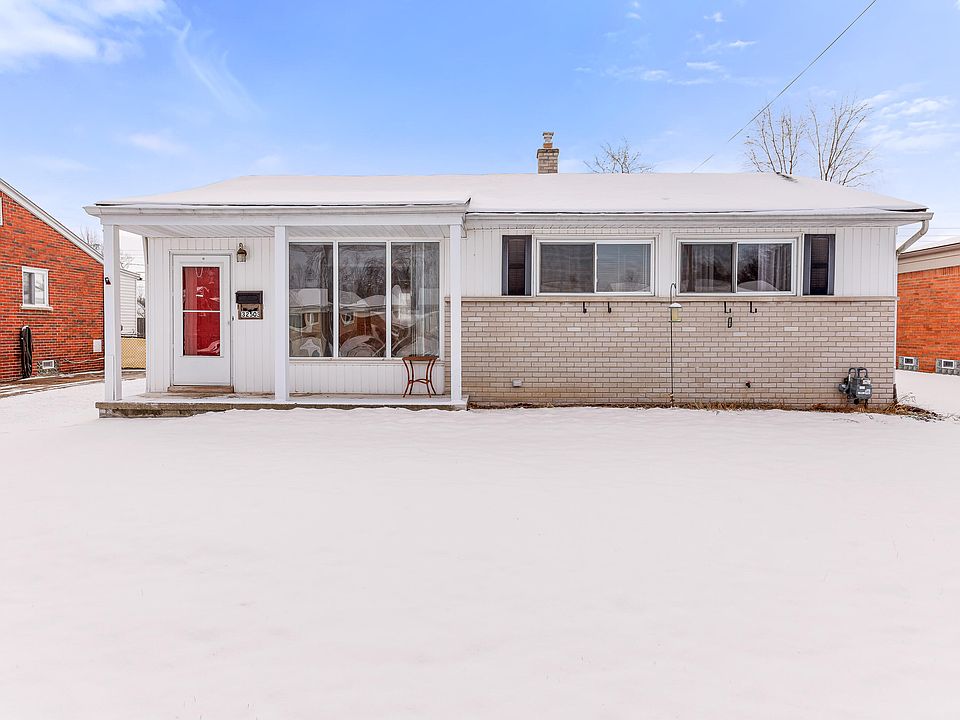 1st image of 32503 Kathryn St
