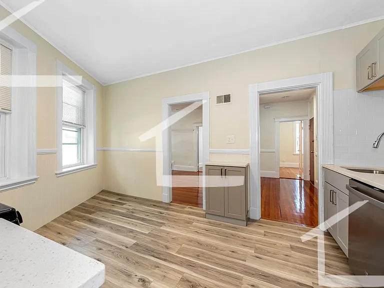 44 Brackett St #22 — Photo 3