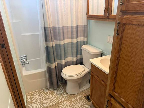 4th image of 702 S Meridian Rd #993