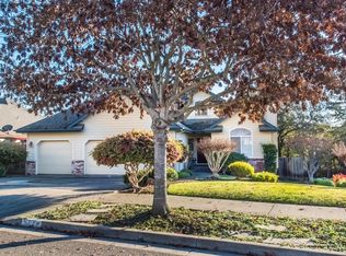 5724 Evening Way, Santa Rosa, CA 95409