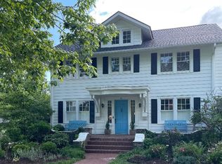 11 N Kensington Rd, Asheville, NC 28804