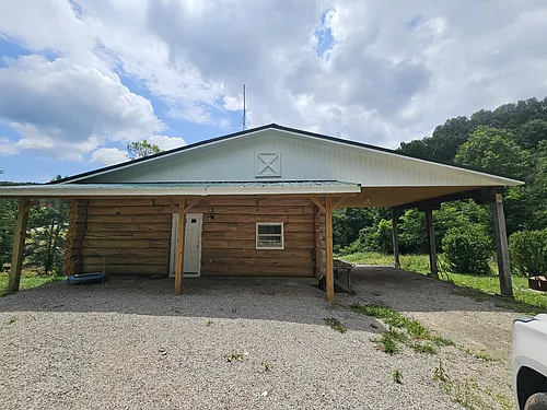 325 Teaberry Rd Photo 1