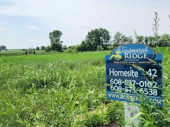 854 Capitol Drive #42, Dane, WI 53529