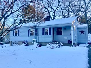 29 Wentworth St, Westwood, MA 02090
