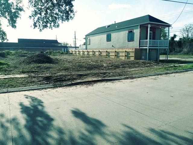 1st image of 3226 Jackson Ave