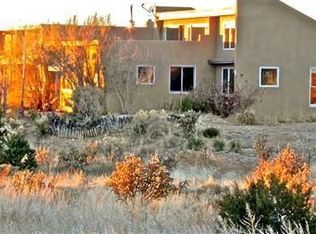 14 Mariposa Rd, Santa Fe, NM 87508