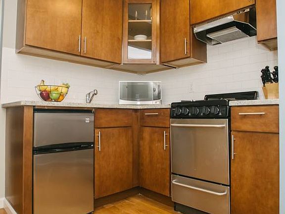 2nd image of 32 E 32nd St #903
