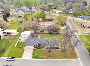 421 E Martin Ave, Pauls Valley, OK 73075