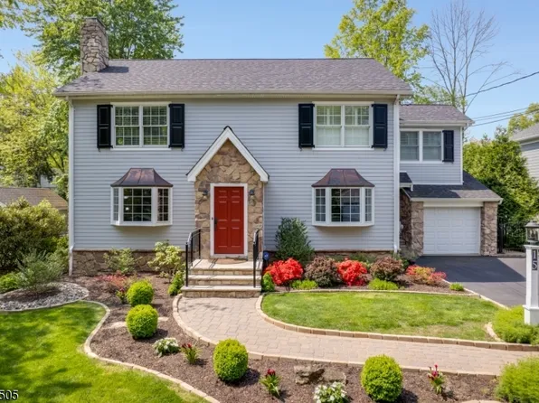 15 Carmine St, Chatham Boro, NJ 07928