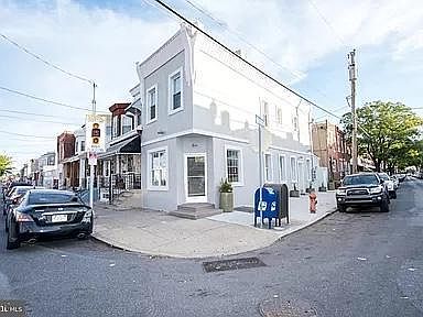 1st image of 2327 E Ann St