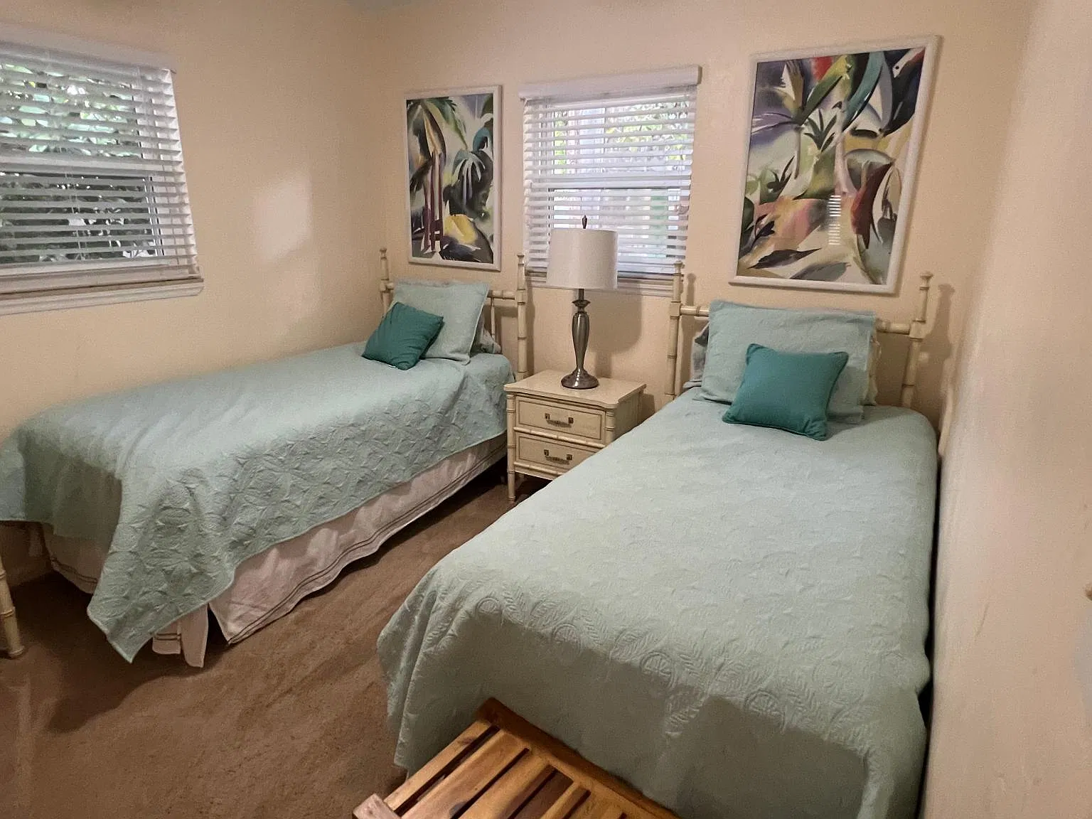 3 bed, 1203 sqft, $4,750 — Photo 2
