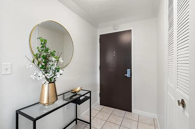 60 Longwood Ave #602 — Photo 19
