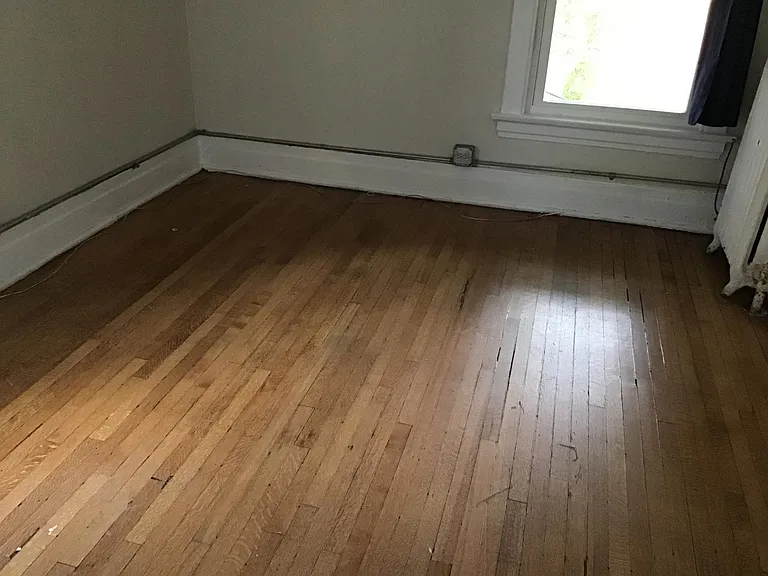 809 Foster St — Photo 16